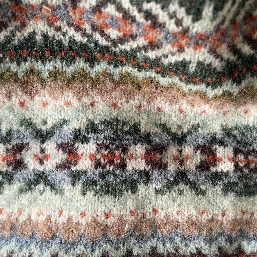 Multicolor Patterned Sweater - Picture 3 of 3